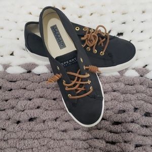Sperry Sneakers